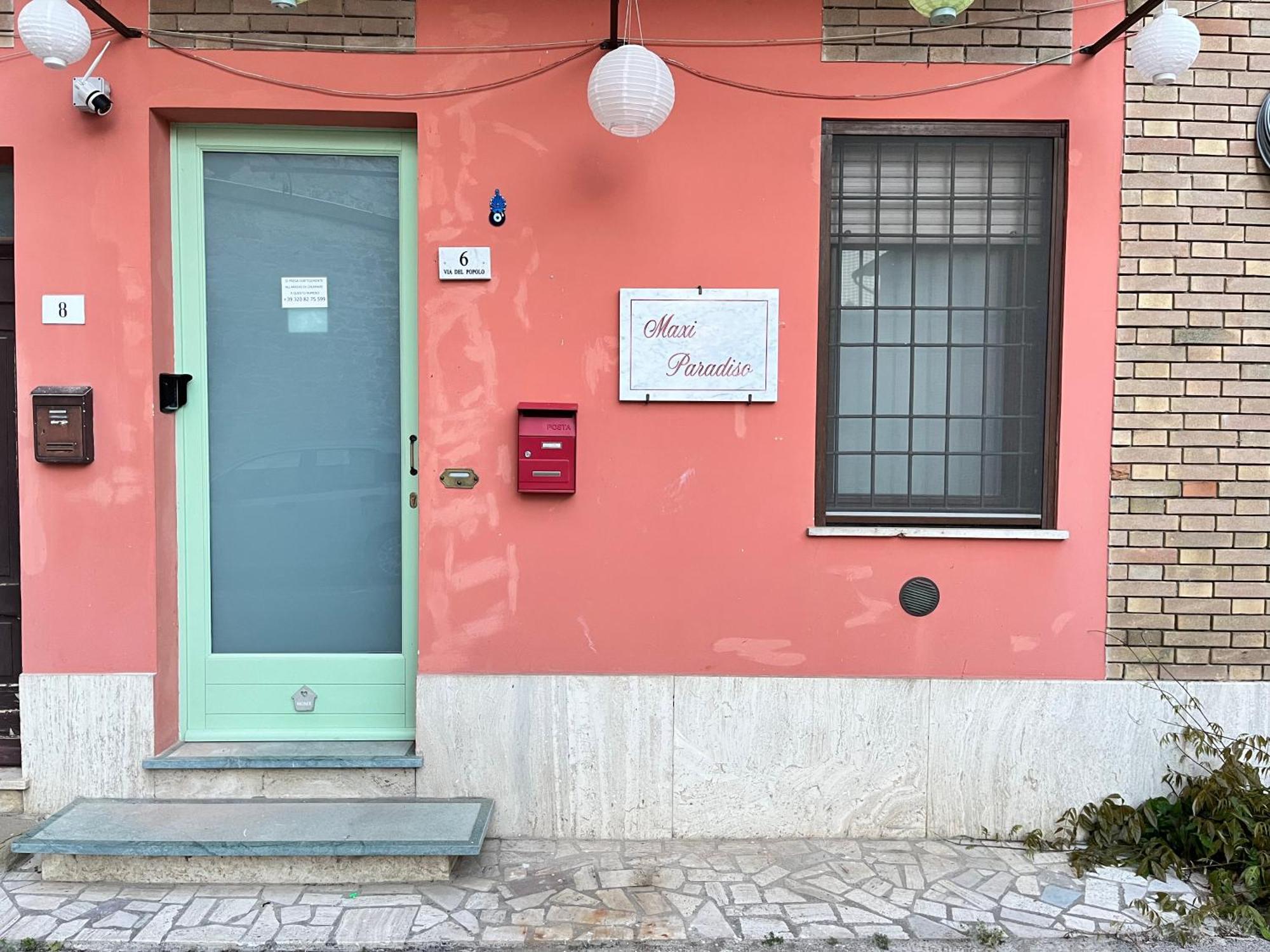 Maxi Paradiso - Guest House A Due Passi Dal Lago Trasimeno Torricella  ภายนอก รูปภาพ